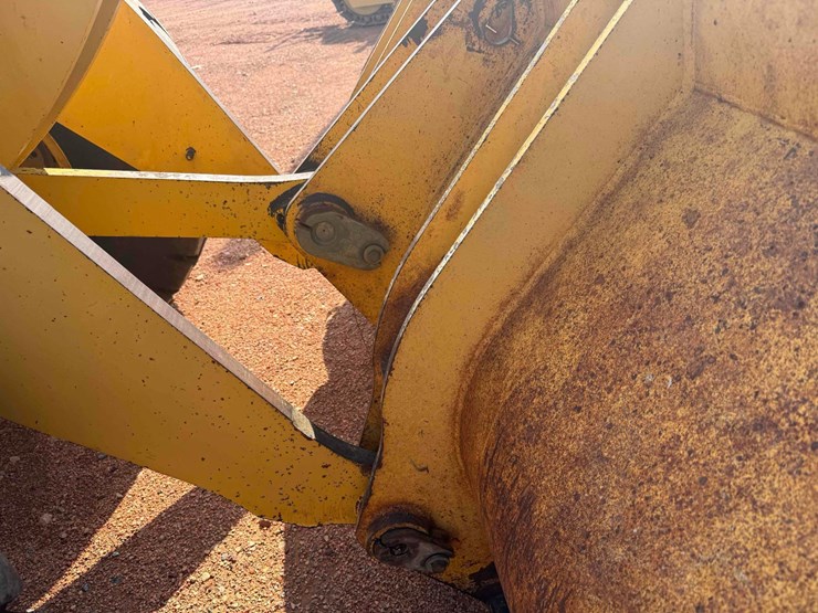 deere-544h-image-40
