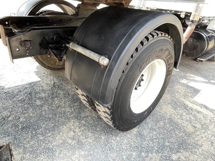 1990-ford-l8000-image-27