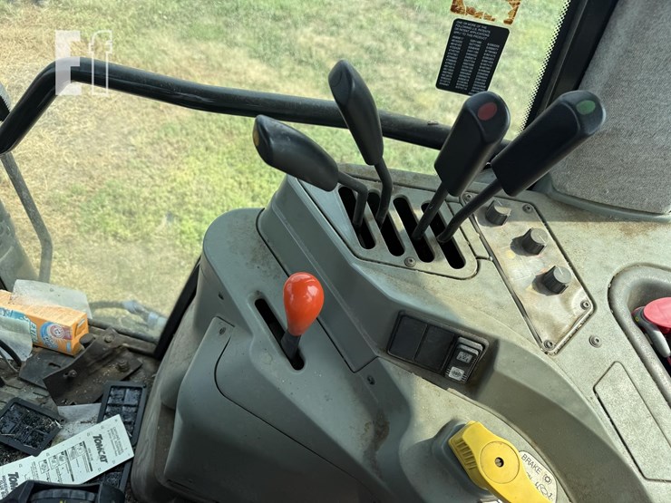 2005-agco-dt180-image-21
