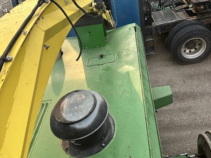 1996-john-deere-6710-image-57