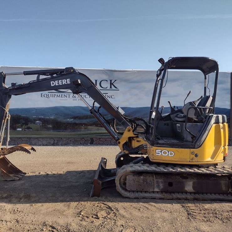 DEERE 50D