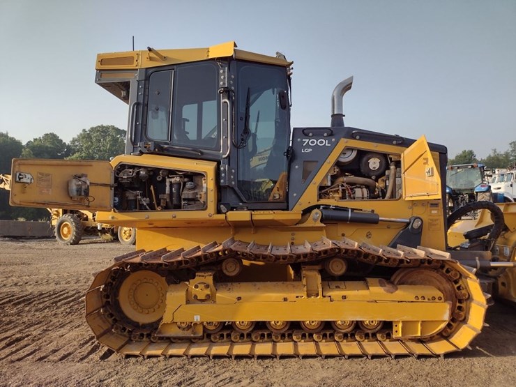 deere-700l-lgp-image-27