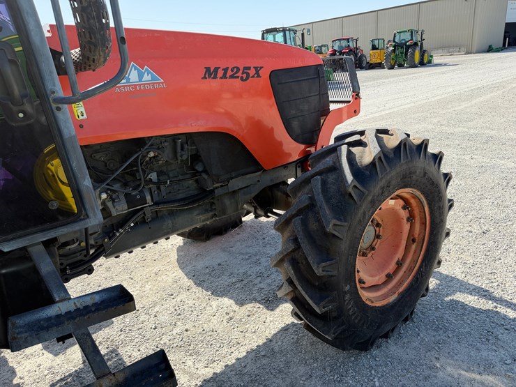 kubota-m125x-image-19