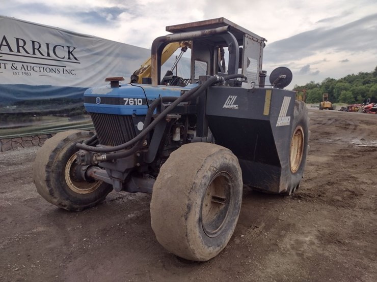 new-holland-7610s-image-35