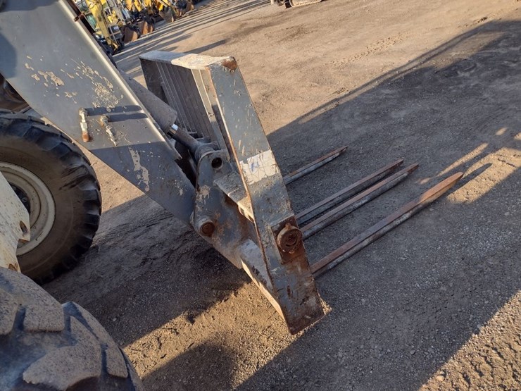 terex-th844c-image-23