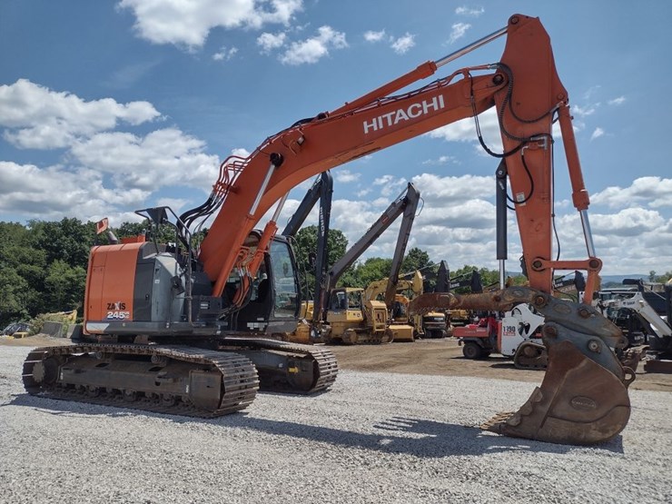 hitachi-zx245us-lc-6n-image-3
