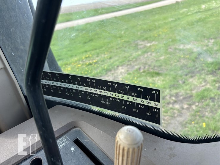 2000-john-deere-9400t-image-57