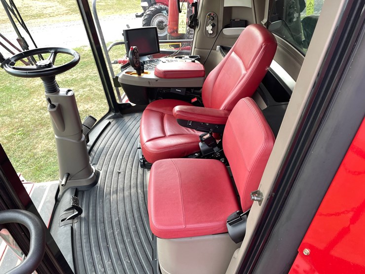 2018-case-ih-7240-image-72