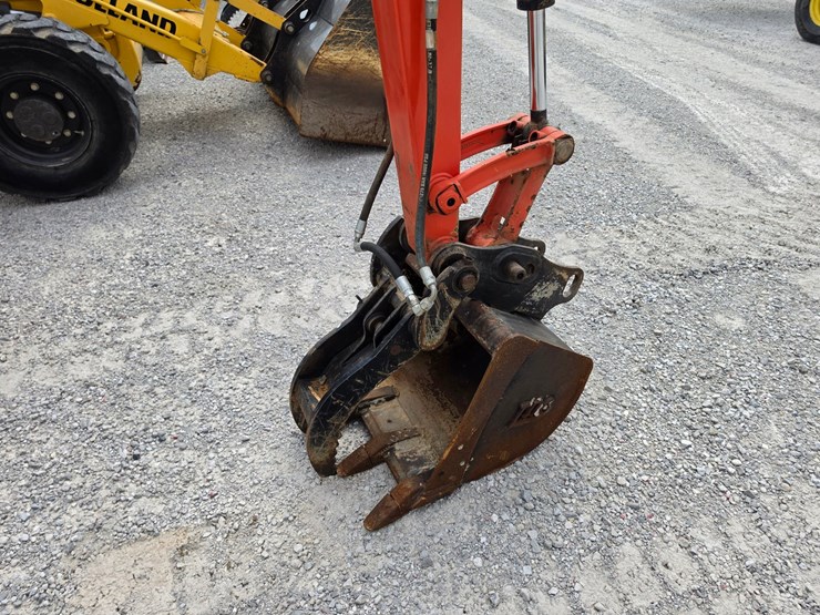 2022-kubota-u35-4-image-22