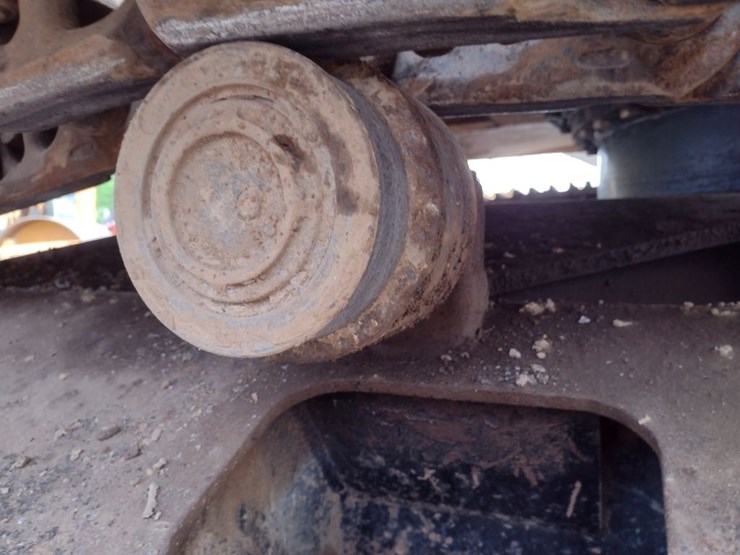 deere-270d-lc-image-32