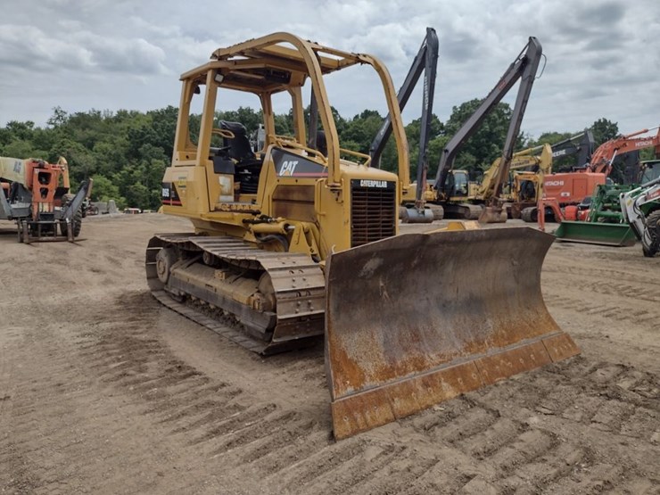 caterpillar-d5g-xl-image-35