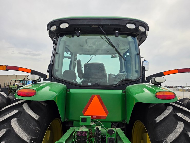 2010-john-deere-8345r-image-8