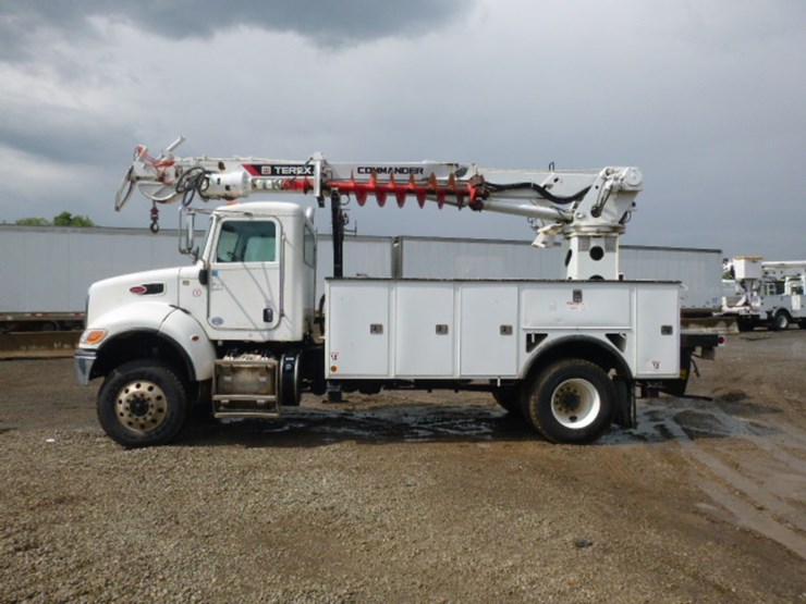 peterbilt-337-image-1