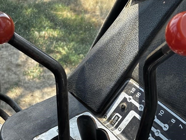john-deere-4430-image-10