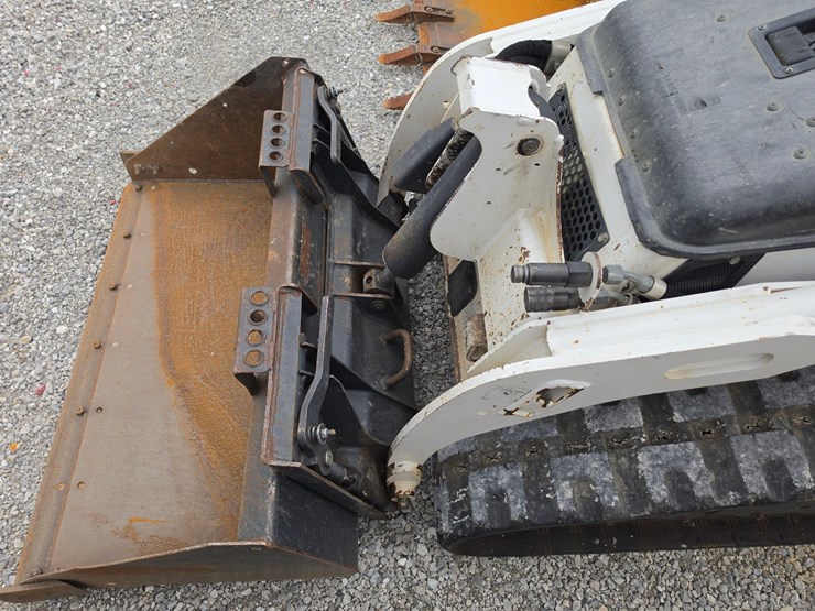 2022-bobcat-mt100-image-16