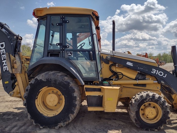 deere-310j-image-25