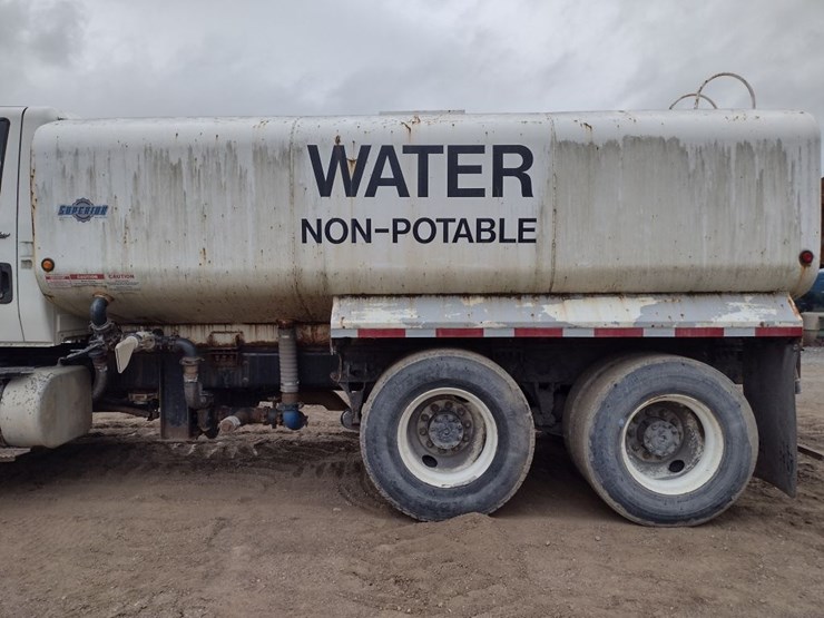international-durastar-4400-image-15