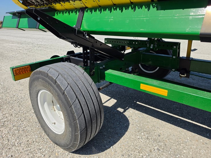 2022-john-deere-hd35f-image-23
