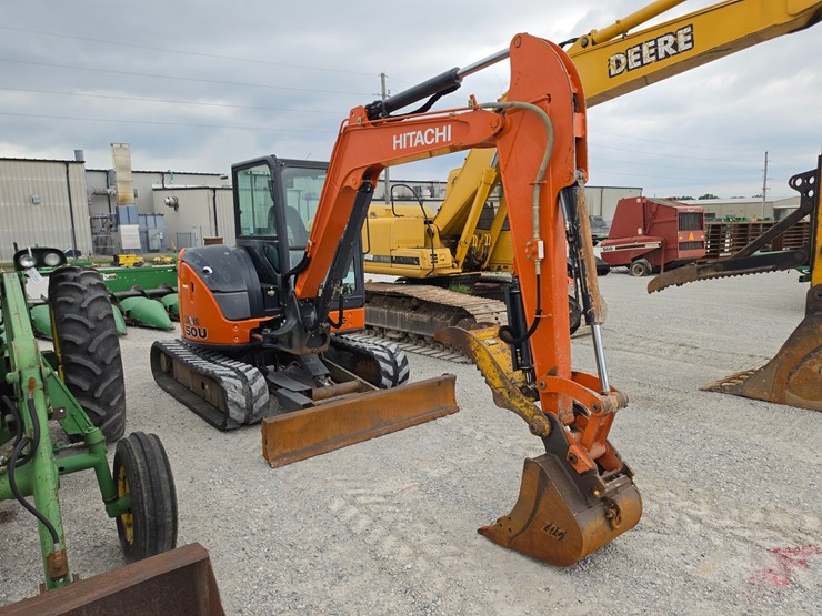 2021-hitachi-zx50u-5-image-25