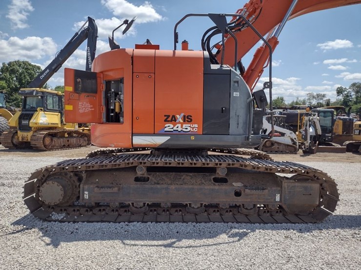 hitachi-zx245us-lc-6n-image-27