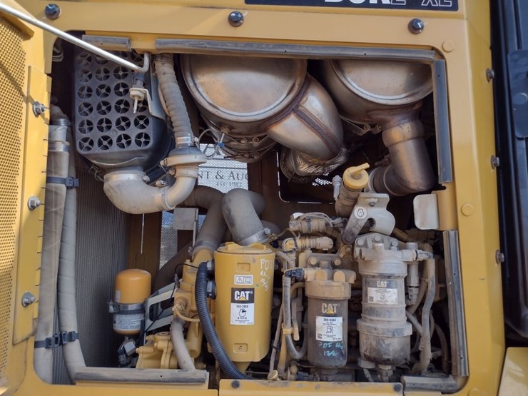 caterpillar-d6k2-xl-image-21