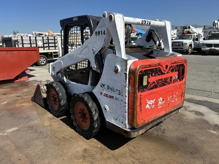 2013-bobcat-s570-image-4