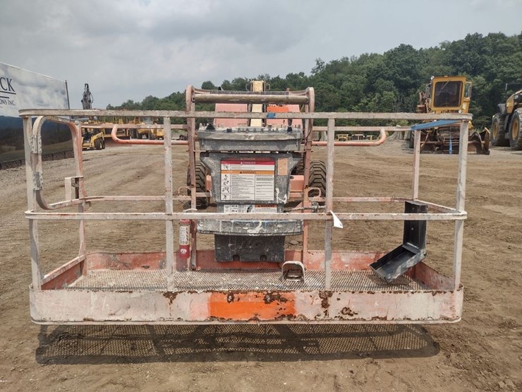 jlg-400s-image-2