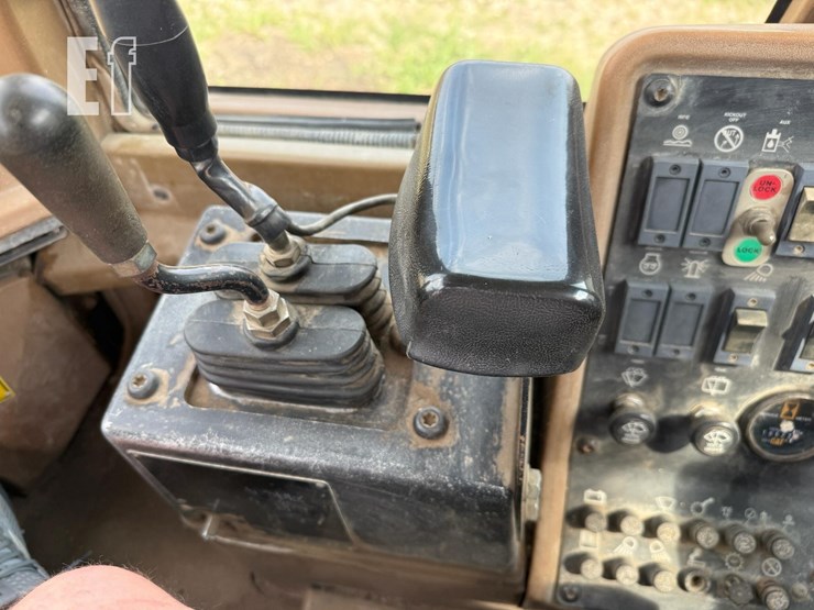 1997-caterpillar-928f-image-30