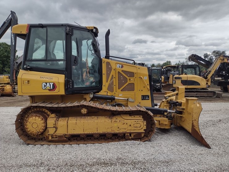 caterpillar-d1-image-3
