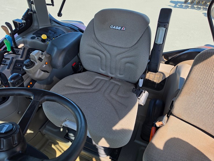 2022-case-ih-maxxum-145-image-11