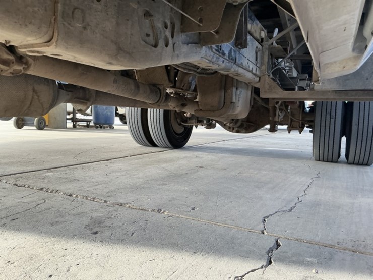 2012-ford-f550-image-14