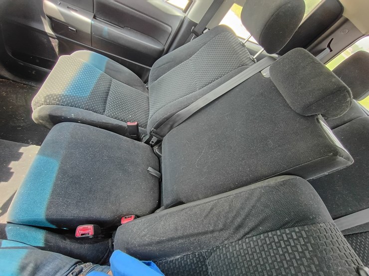 2010-toyota-tundra-image-48