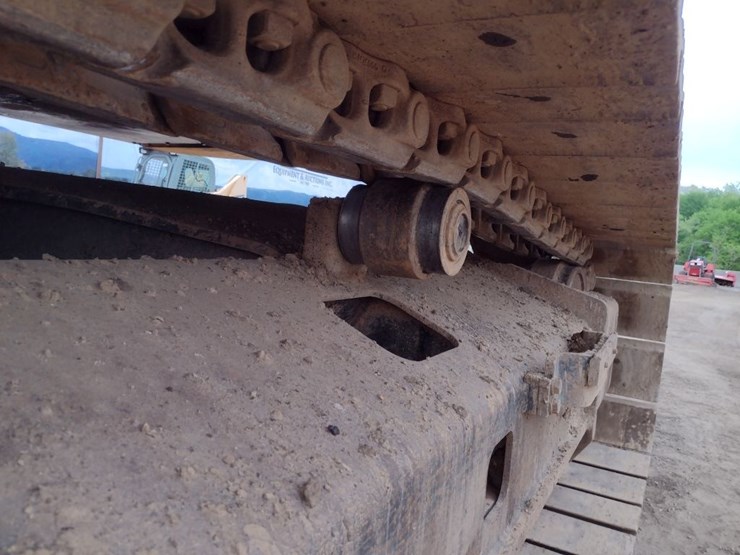 deere-270d-lc-image-20