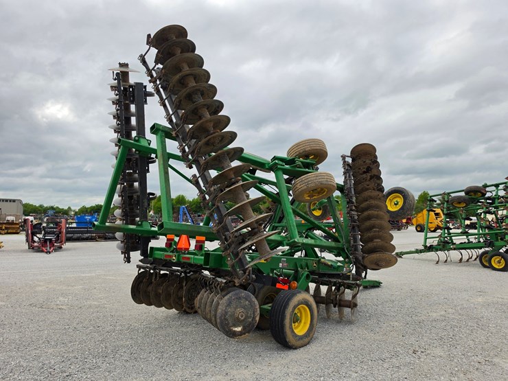 2019-john-deere-2630-image-12