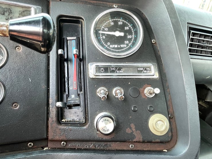 1990-ford-l8000-image-64