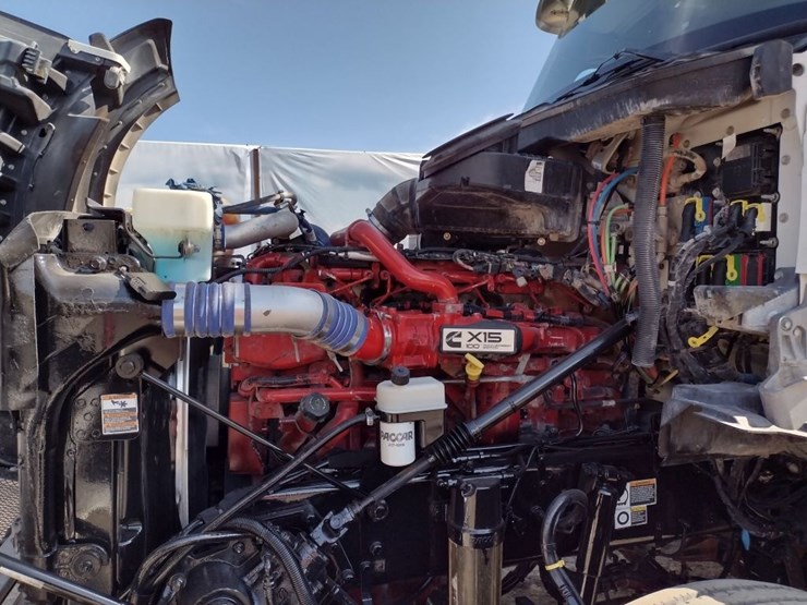 kenworth-t880-image-37
