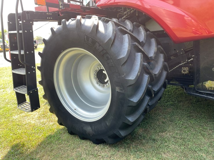 2018-case-ih-7240-image-8
