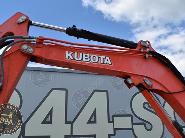 2019-kubota-kx057-4-image-24