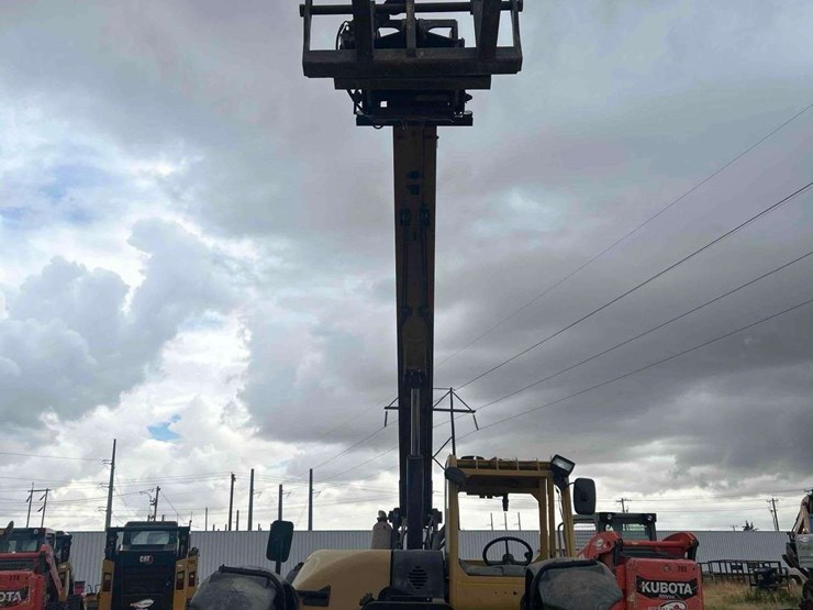 caterpillar-tl642-image-3