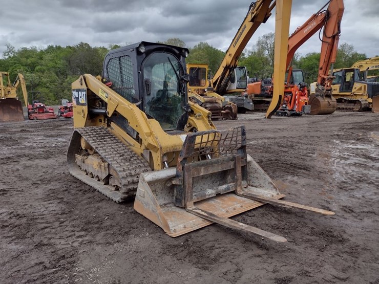 14-caterpillar-279d-image-36