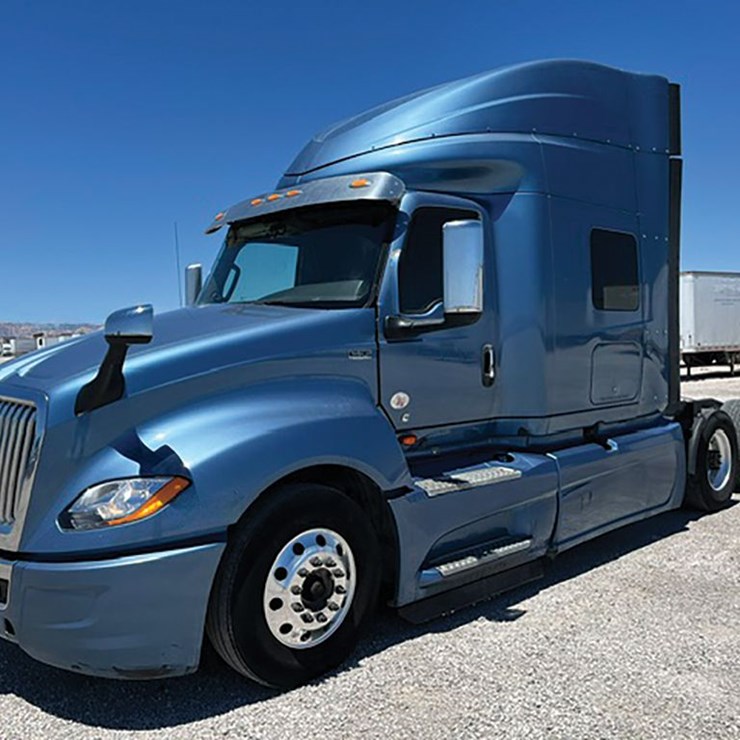 2019 INTERNATIONAL LT