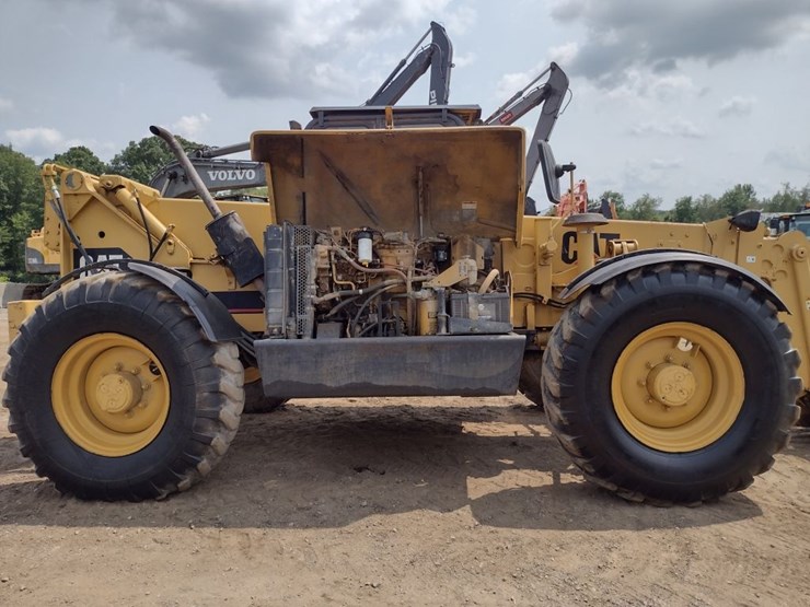 caterpillar-th83-image-21