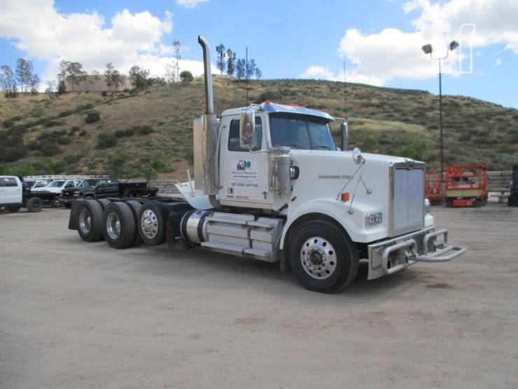 2019-western-star-4900-image-2