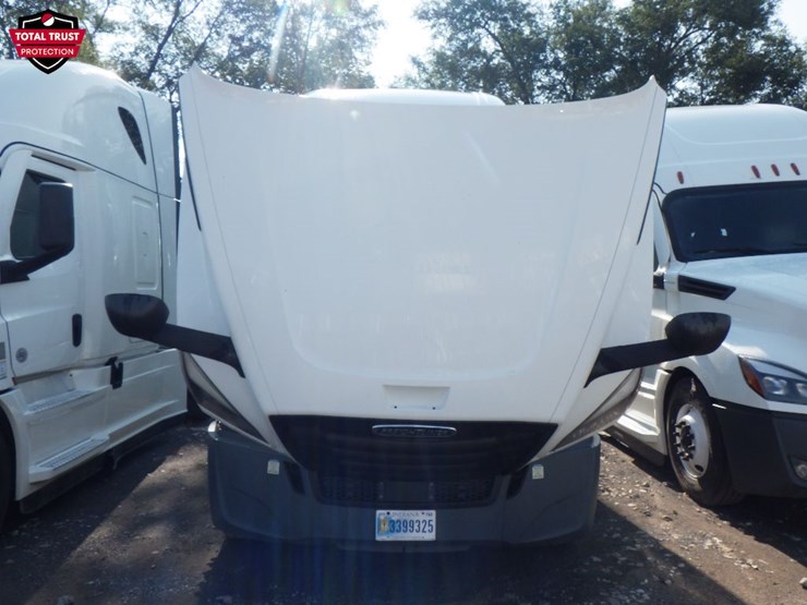 2022-freightliner-cascadia-126-image-26