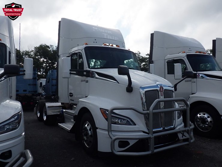 2024-kenworth-t680-image-3