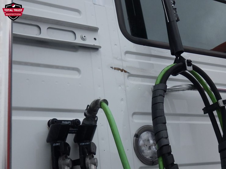 2024-volvo-vnr300-image-16