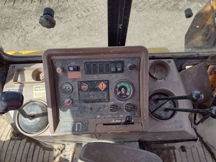 john-deere-310d-image-9
