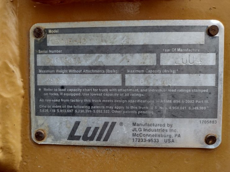 2004-lull-944e-42-image-5