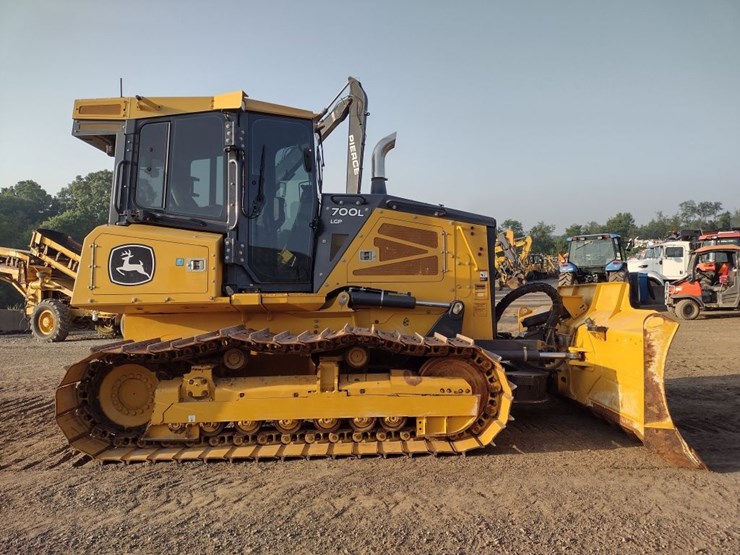deere-700l-lgp-image-3