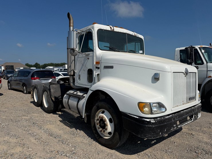 2000-international-9100-image-2